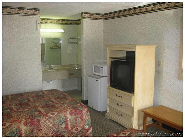Scottish Inn Augusta Room photo